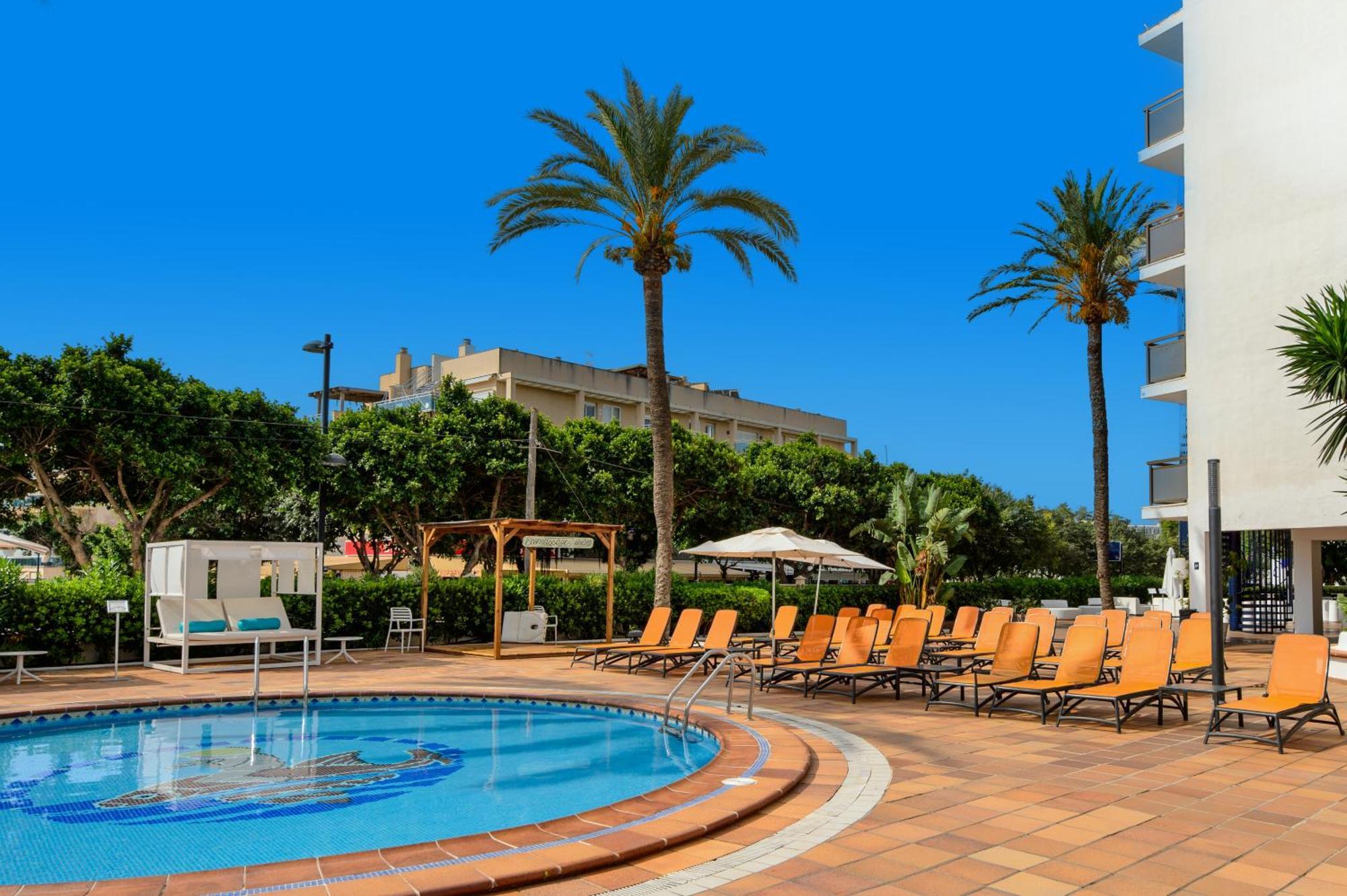 Vibra Mare Nostrum Hotel 3*